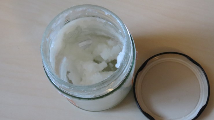 بيكربونات الصودا وجوز الهند